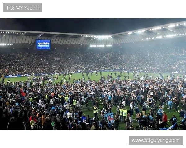 那不勒斯在马拉多纳球场彩排意甲夺冠典礼准备工作已完成